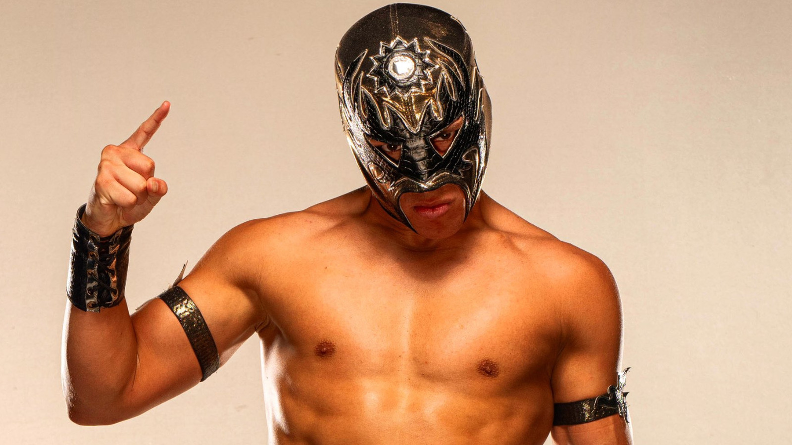 Fuego Del Sol Announces He's Finished With All Elite Wrestling