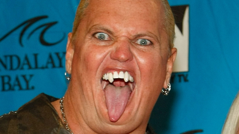 Gangrel with his mouth open
