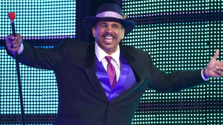 The Godfather during his WWE Hall of Fame Induction acceptance speech, 2016.