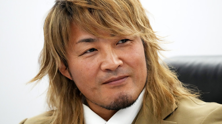 Hiroshi Tanahashi speaking