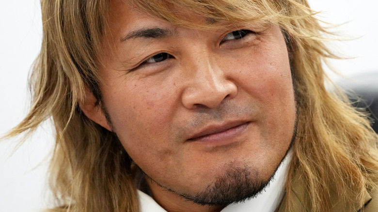 Hiroshi Tanahashi looking away