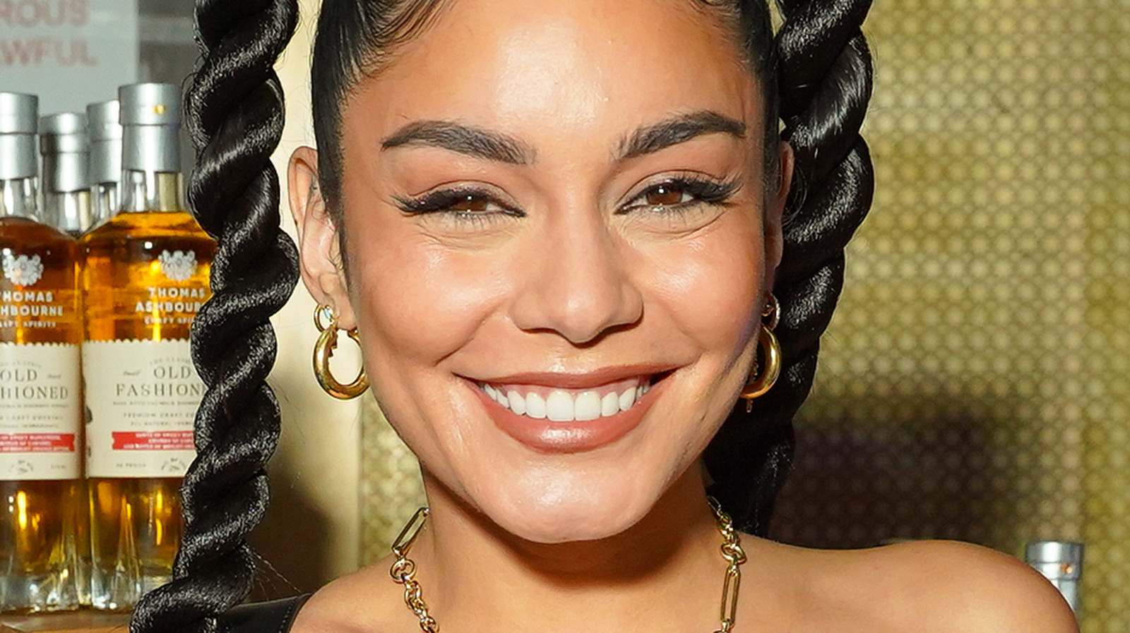 Hollywood Star Vanessa Hudgens Shows Off WWE Golden Title On Social Media – Wrestling Inc. Hollywood Star Vanessa Hudgens Shows Off WWE Golden Title On Social Media – Wrestling Inc.