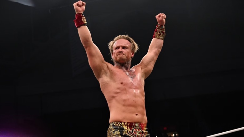 Ilja Dragunov celebrating his win