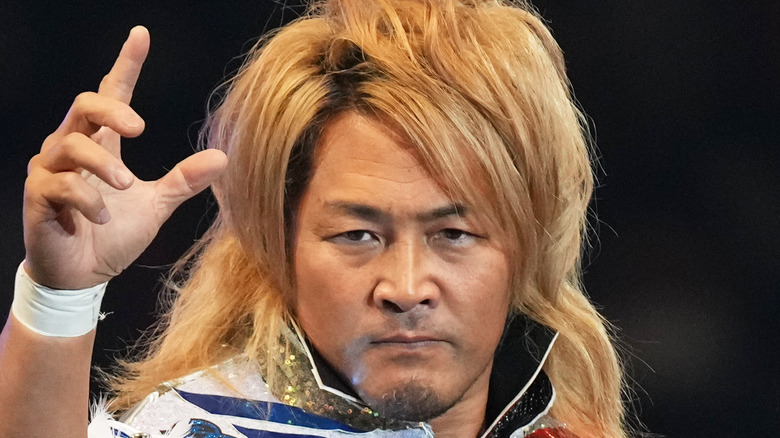 Hiroshi Tanahashi looking away