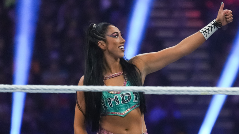 Indi Hartwell gives a thumbs up