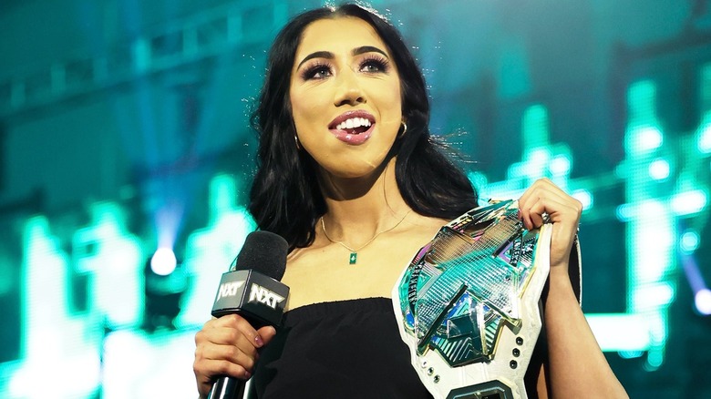 Indi Hartwell posing in NXT