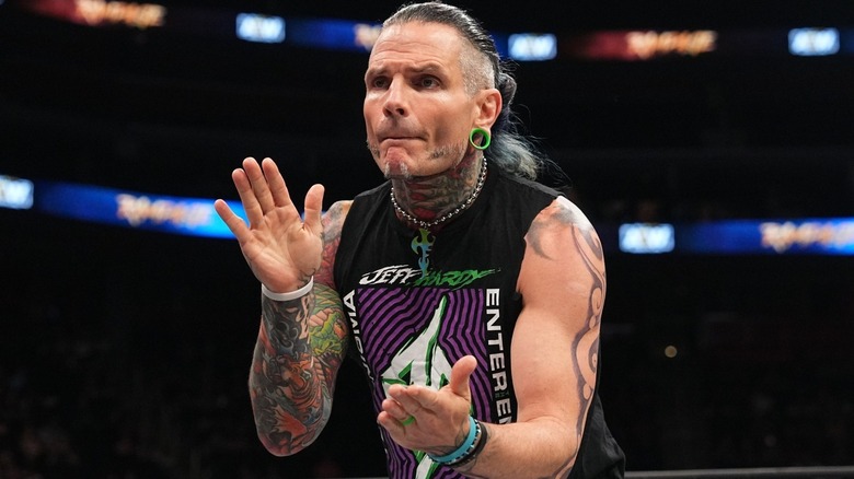 Jeff Hardy clapping