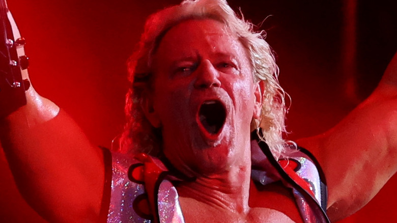 Jeff Jarrett posing