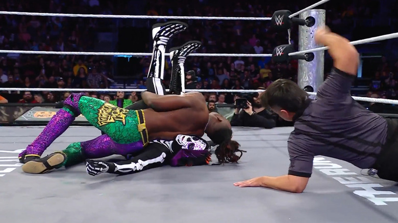 Je'Von Evans goes for the pin on LA Parka