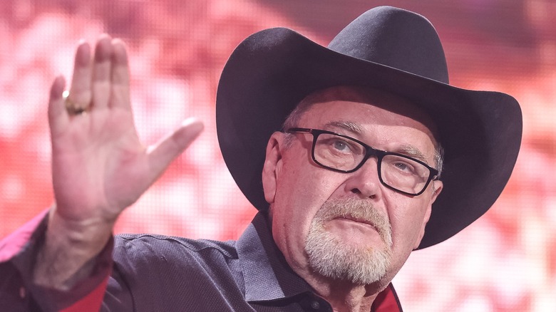 Jim Ross Waves The Crowd On AEW TV