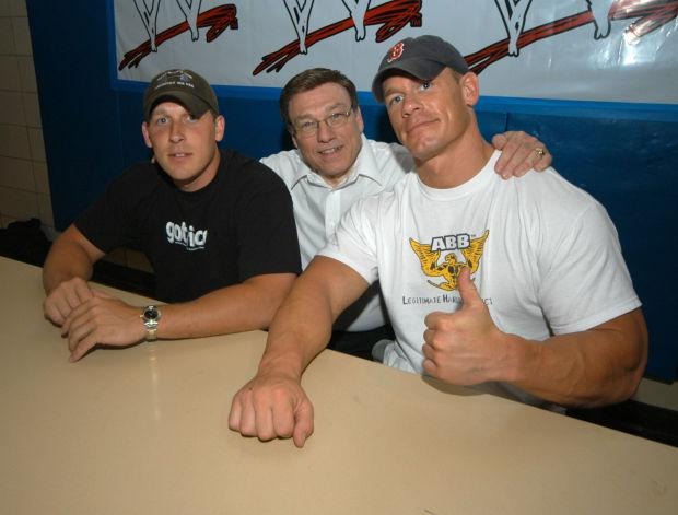 john-cena-with-family