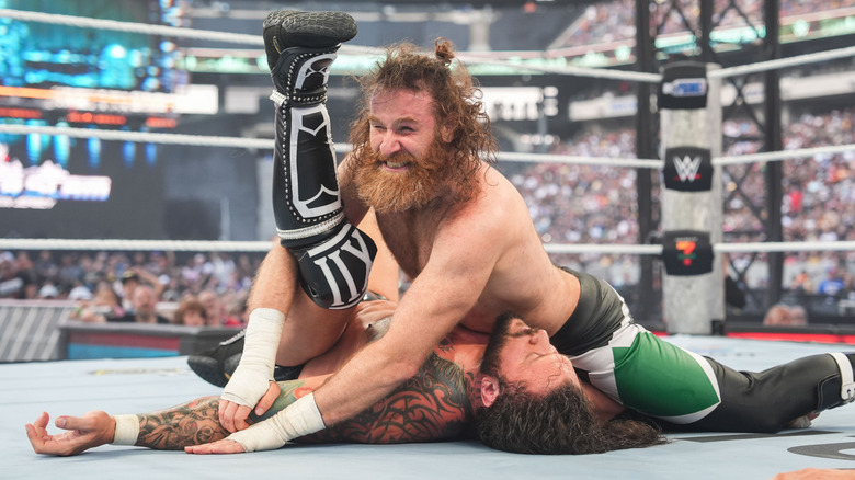 Sami Zayn pins Karrion Kross for the win during SummerSlam at MetLife Stadium on August 2, 2025 in East Rutherford, New Jersey.