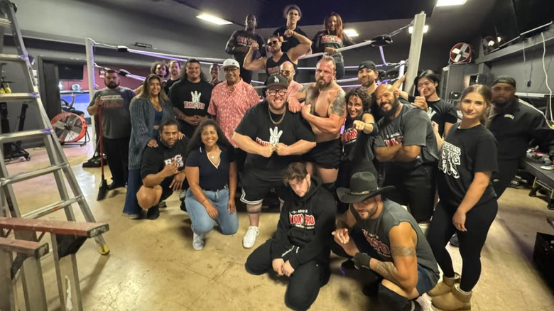 KnokX Pro Wrestlers gather for a group photo