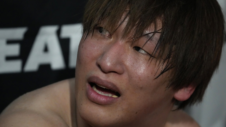 Kota Ibushi looks worried