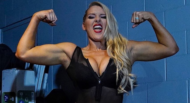 lacey evans 2