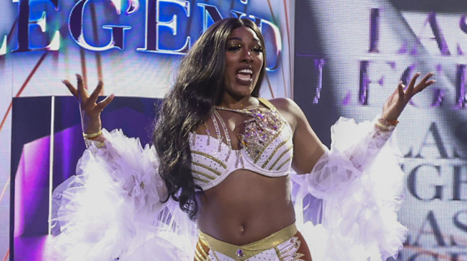 https://www.wrestlinginc.com/img/gallery/lash-legend-shares-similar-view-to-nxt-champ-jacy-jayne-on-wwe-newcomer-blake-monroe/l-intro-1750176885.jpg