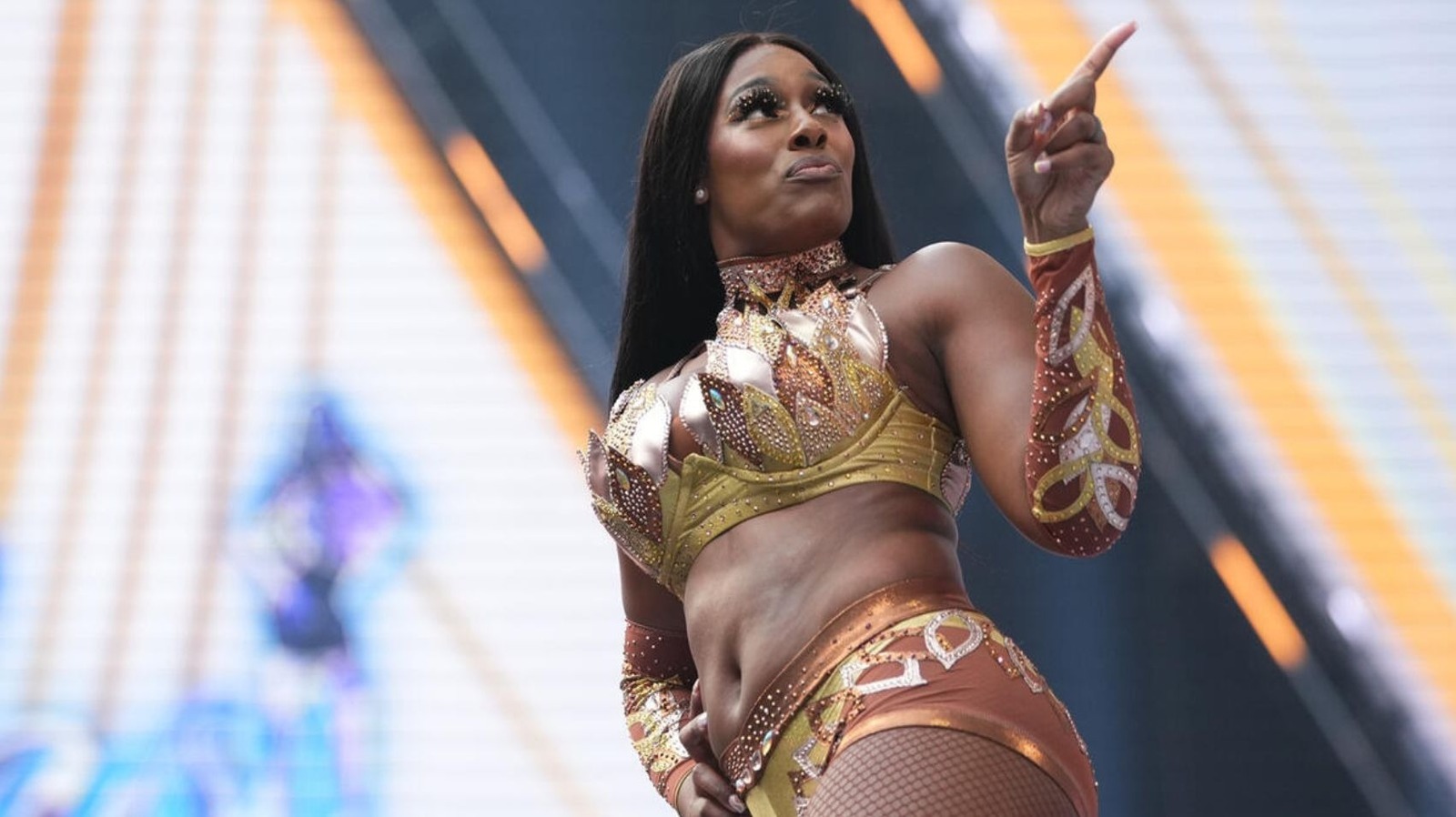 Lash Legend Wins WWE SmackDown Triple Threat, Qualifies For Women's MITB Ladder Match