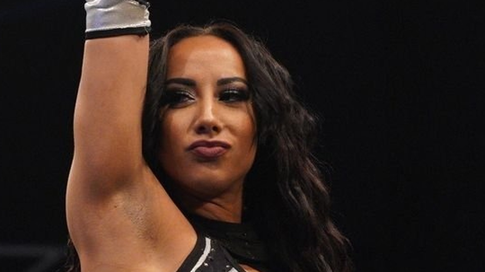 Leila Grey Confirms Torn ACL Injury