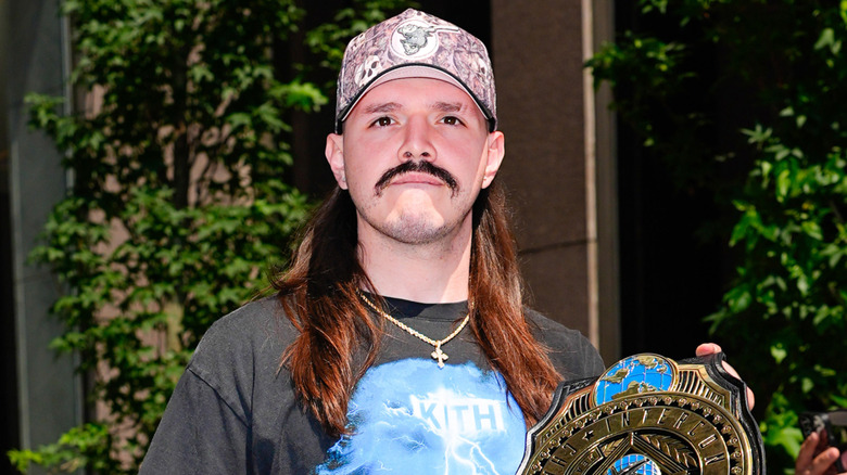 Dominik Mysterio posing