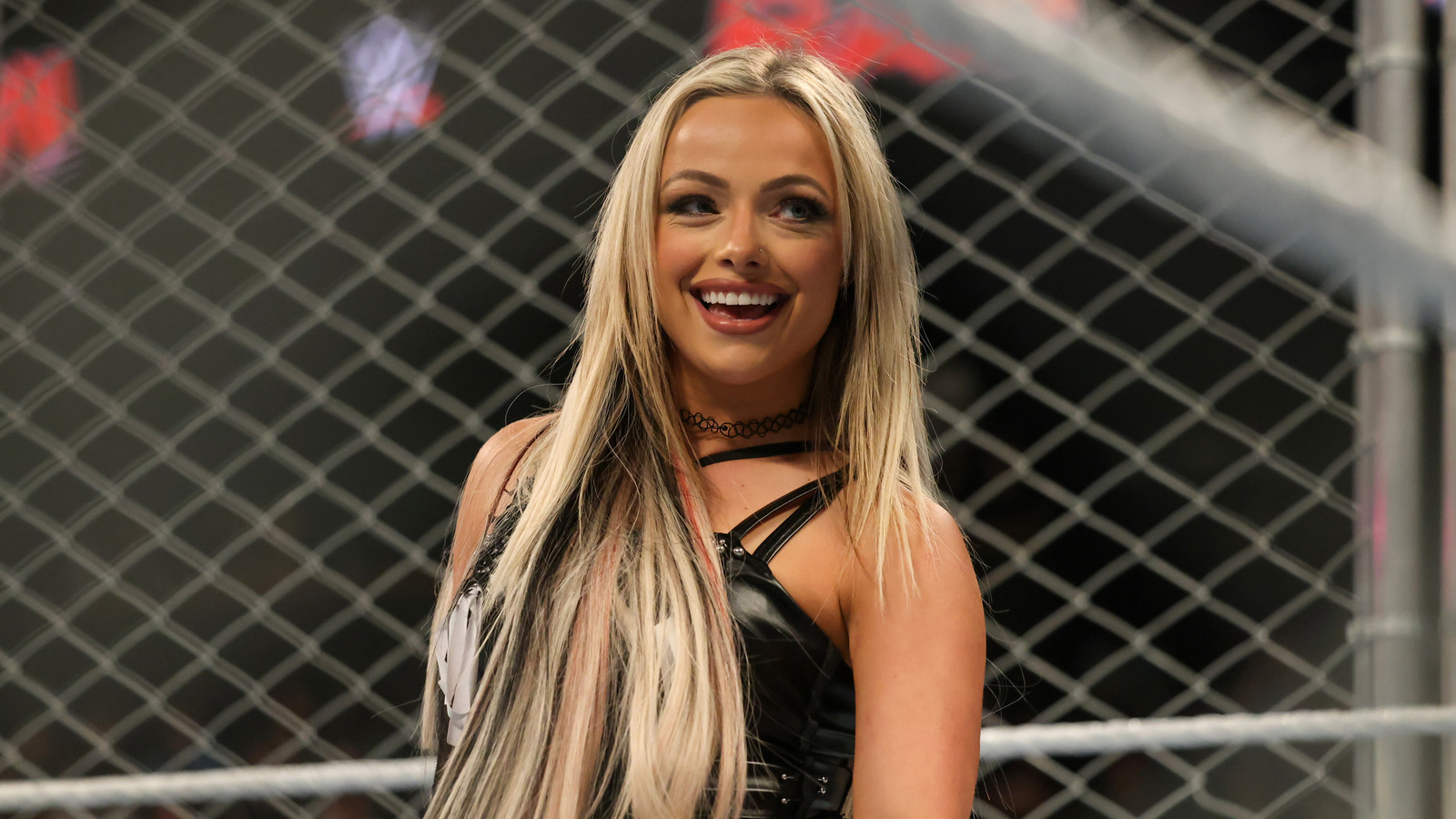 Liv Kisses Dominik Mysterio On WWE Raw, Dom Responds