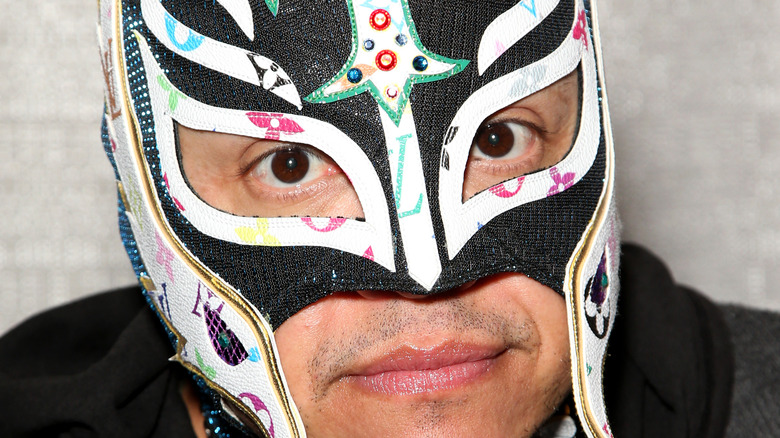 Rey Mysterio Up Close Photo 