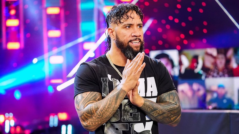 Jey Uso walking