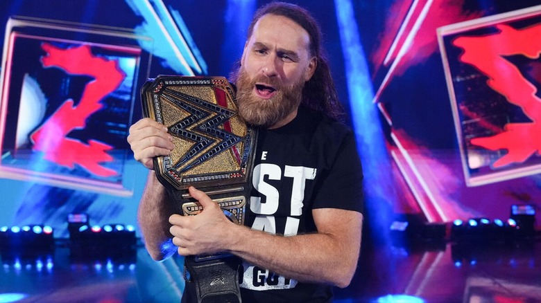Sami Zayn holding the world title