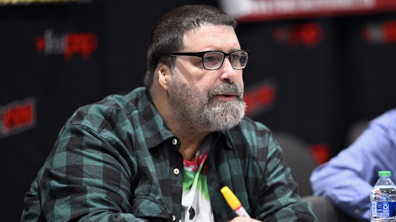 Mick Foley has heard something distressing...RIGHT HERE, AT HIS COMIC-CON BOOTH!