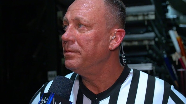 Mike Chioda backstage being interviewed