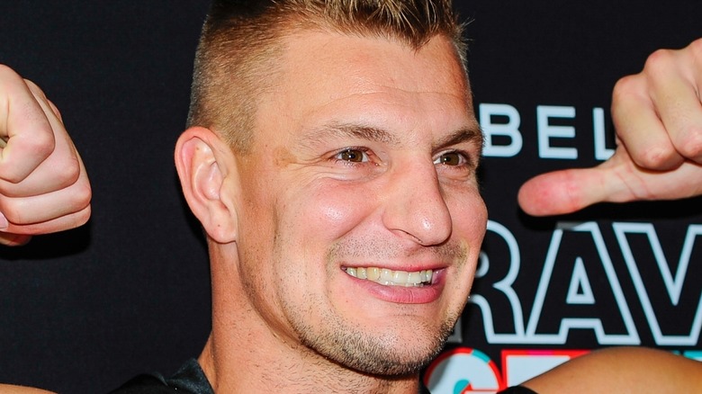 Rob Gronkowski flexes