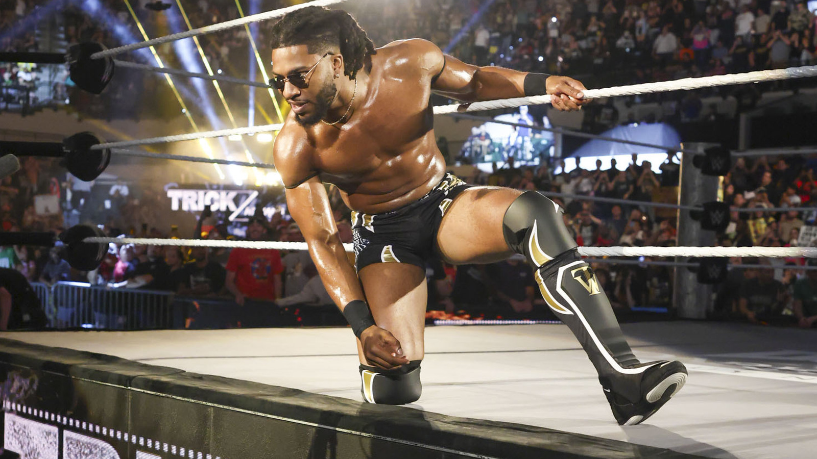 New TNA World Champ Trick Williams Recreates Iconic Michael Jordan Photo