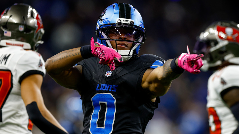 Jahmyr Gibbs in footbeal gear celebrating