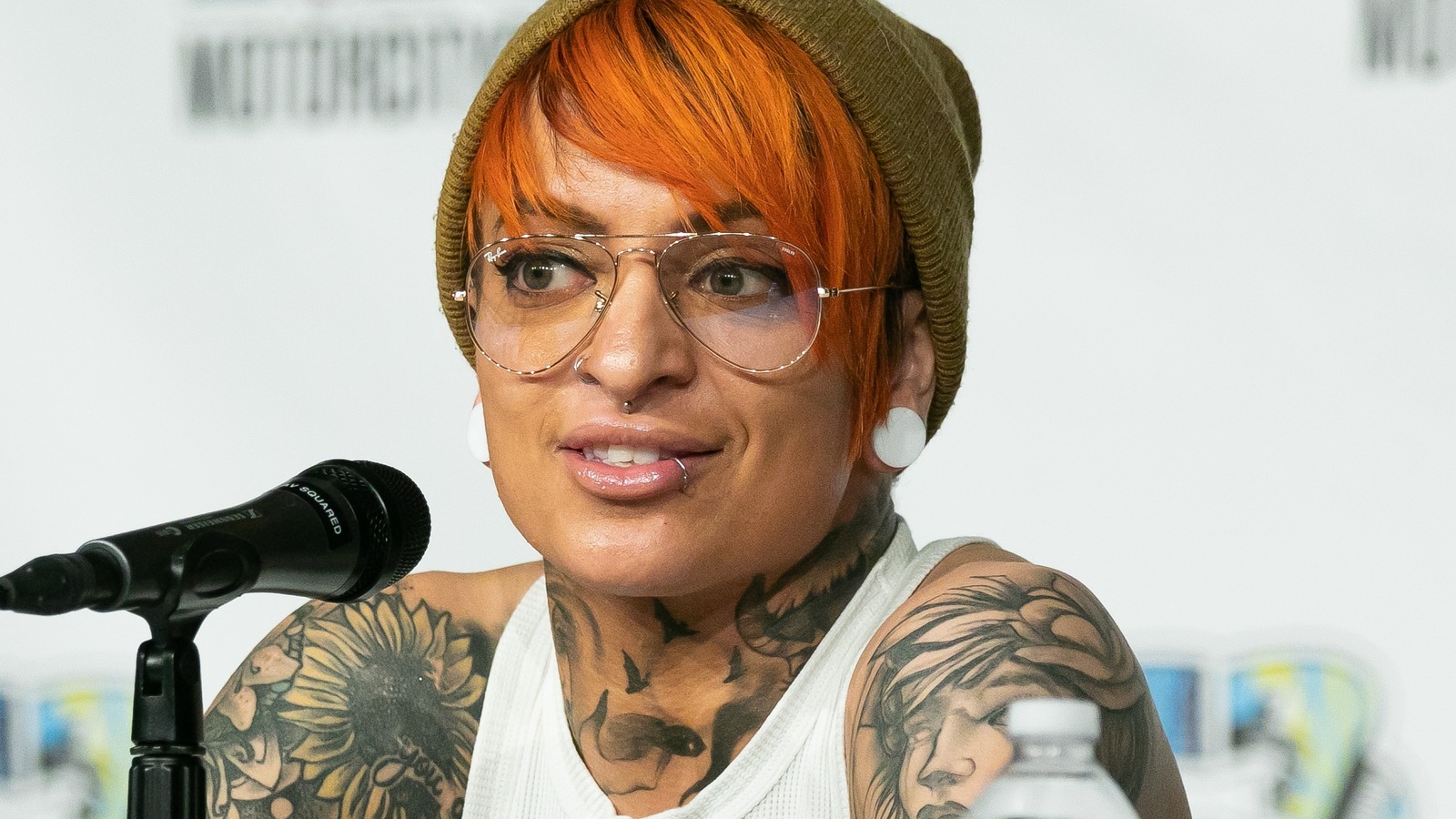 numerous-aew-stars-push-back-on-women-s-locker-room-concerns-lufisto