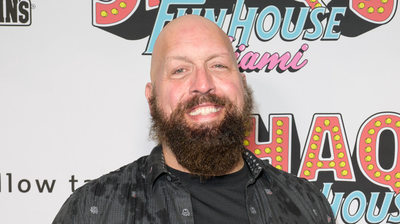 Paul Wight smiling