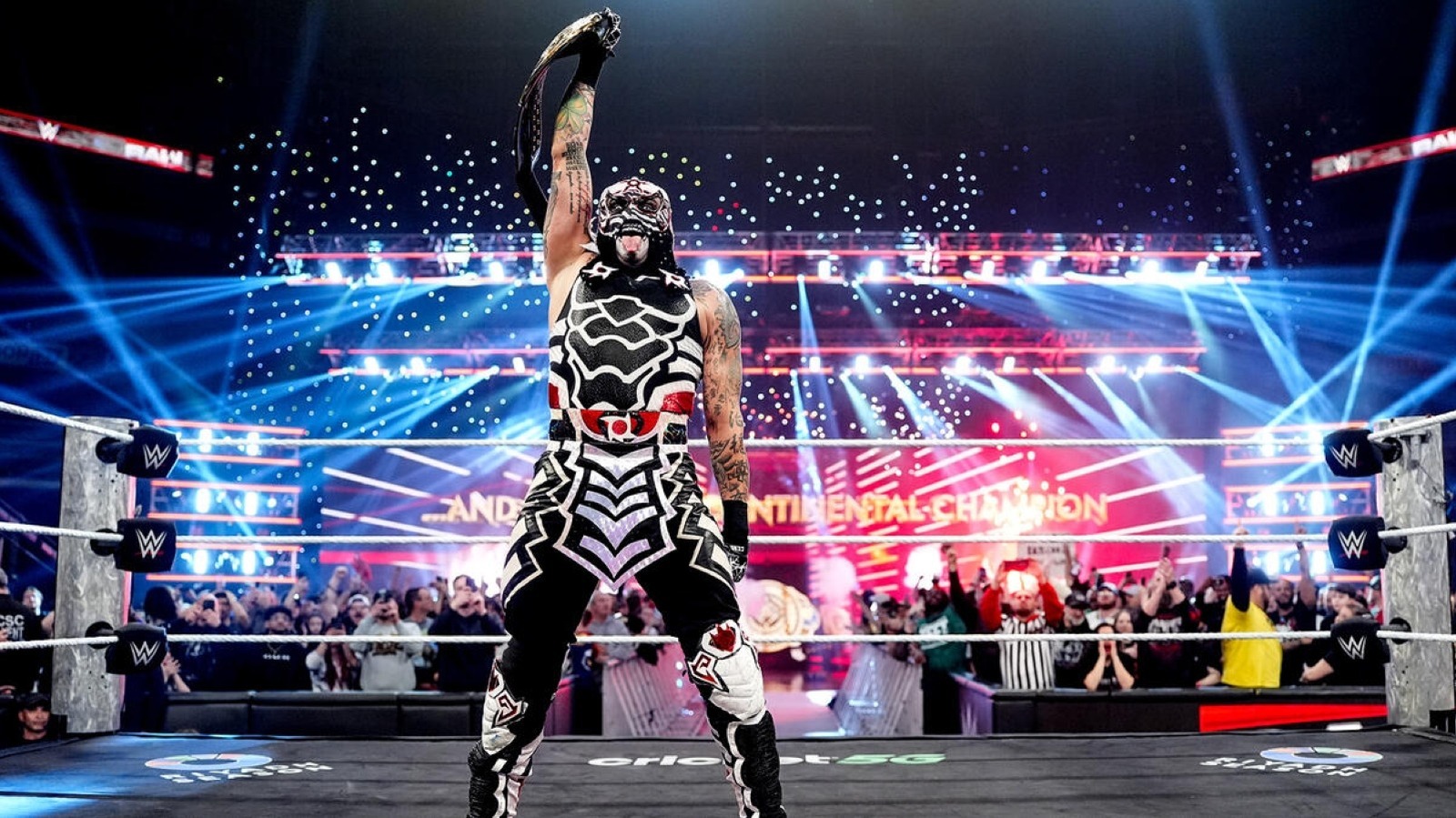 Penta Defeats El Grande Americano In First Men's IC Title Defense On WWE Raw