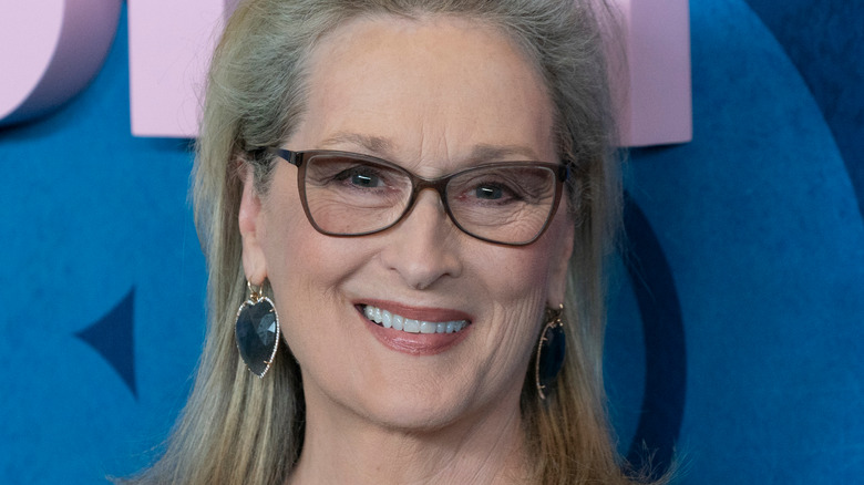 Meryl Streep smiling on red carpet