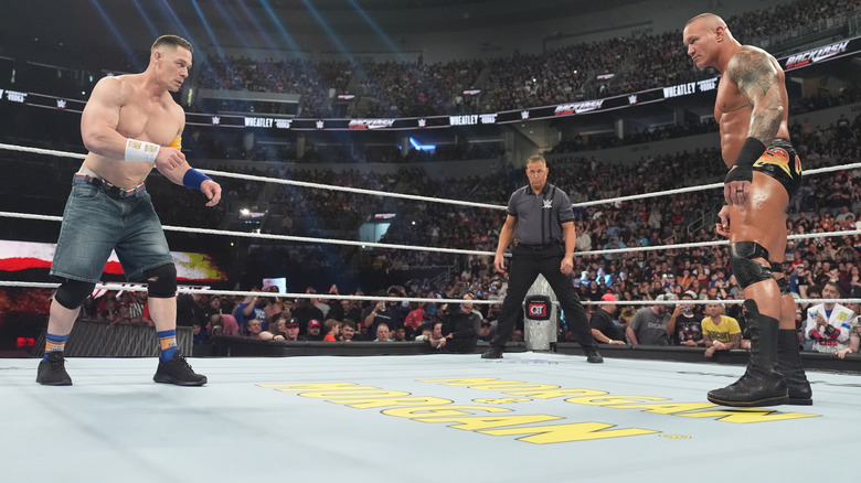 John Cena y Randy Orton en el ring