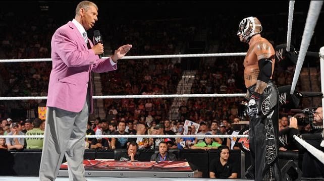 rey-mysterio-vince-mcmahon-wwe