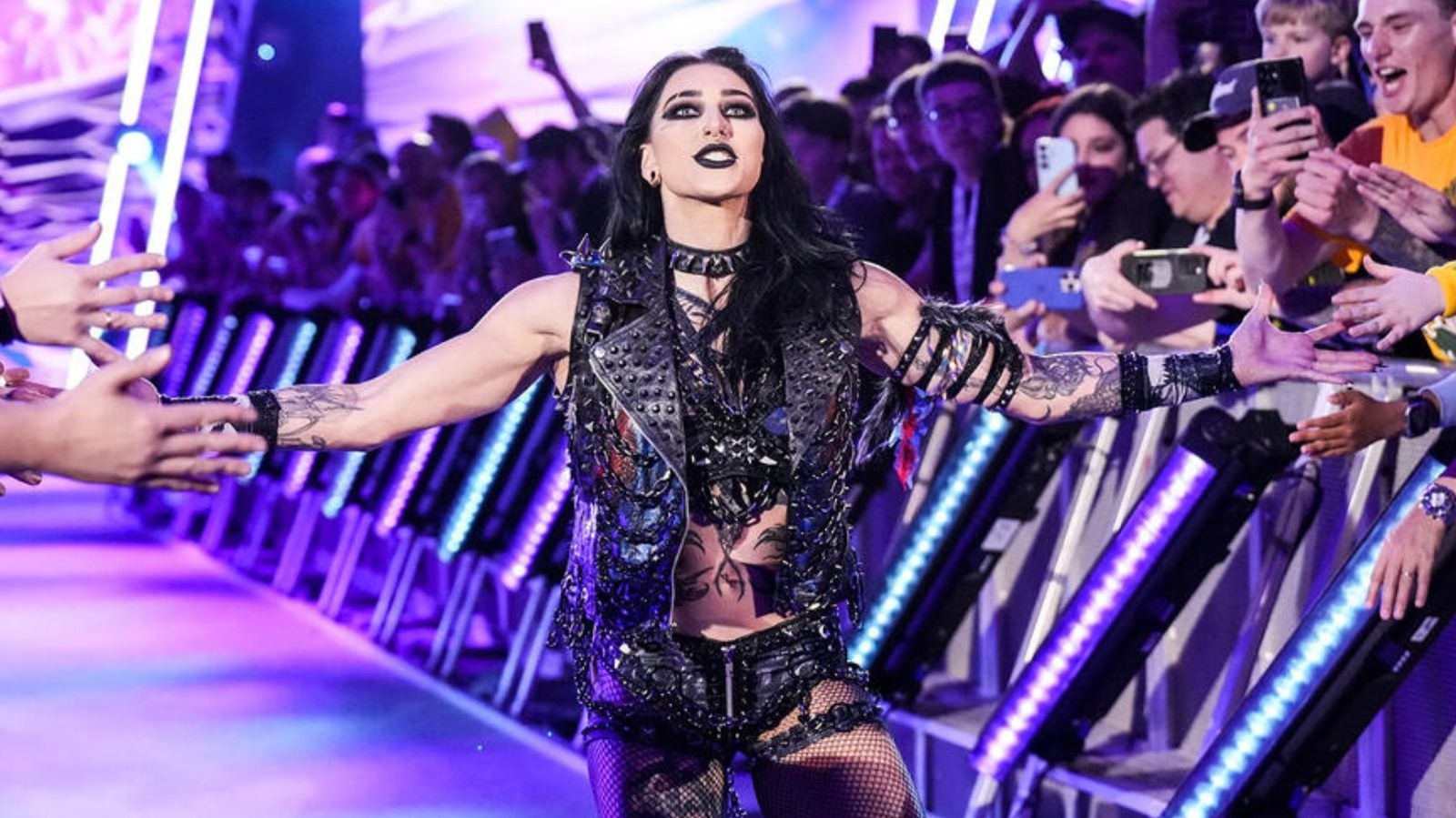 Rhea Ripley Dominates Kairi Sane On WWE Raw But Kabuki Warriors Get Last Laugh