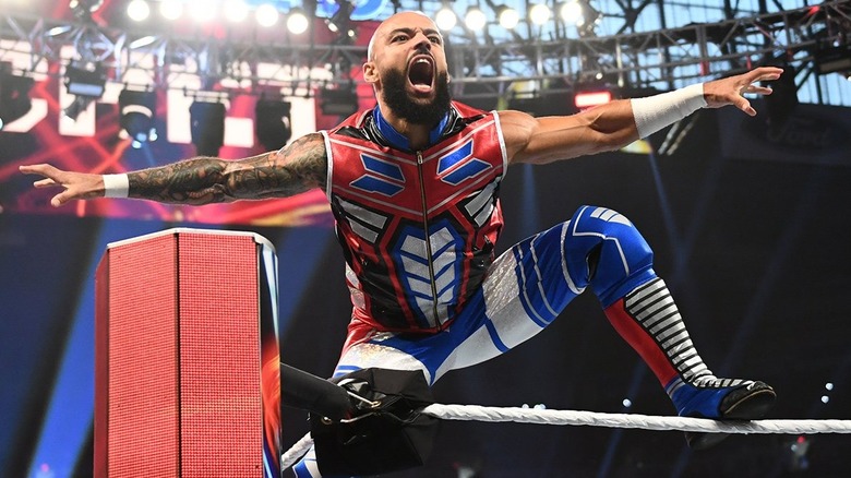 Ricochet posing in the ring