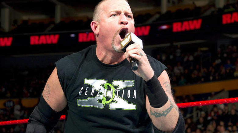 Road Dogg with the microphone