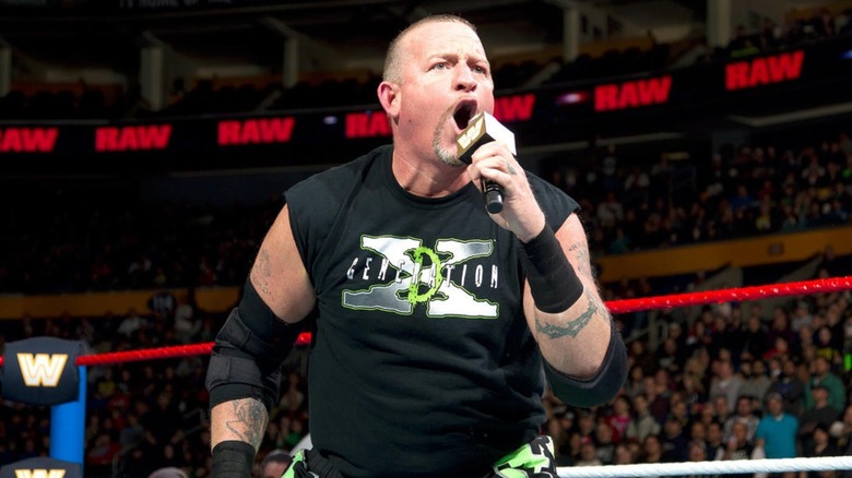 Road Dogg, listing the reasons why someone should hire him