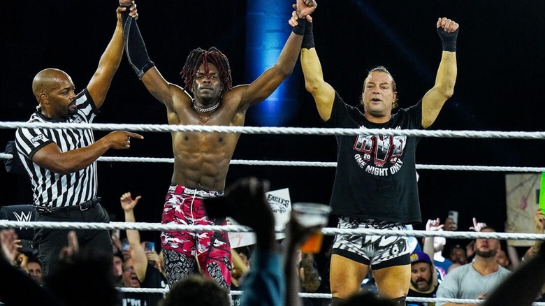 Je'Von Evans with Rob Van Dam on WWE NXT