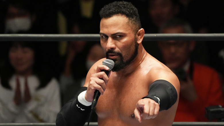 Rocky Romero on mic