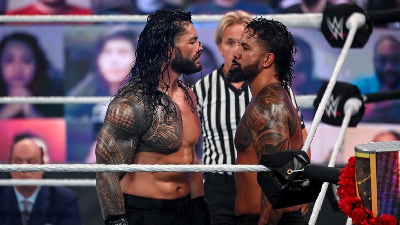 Reigns & Jey Uso face off