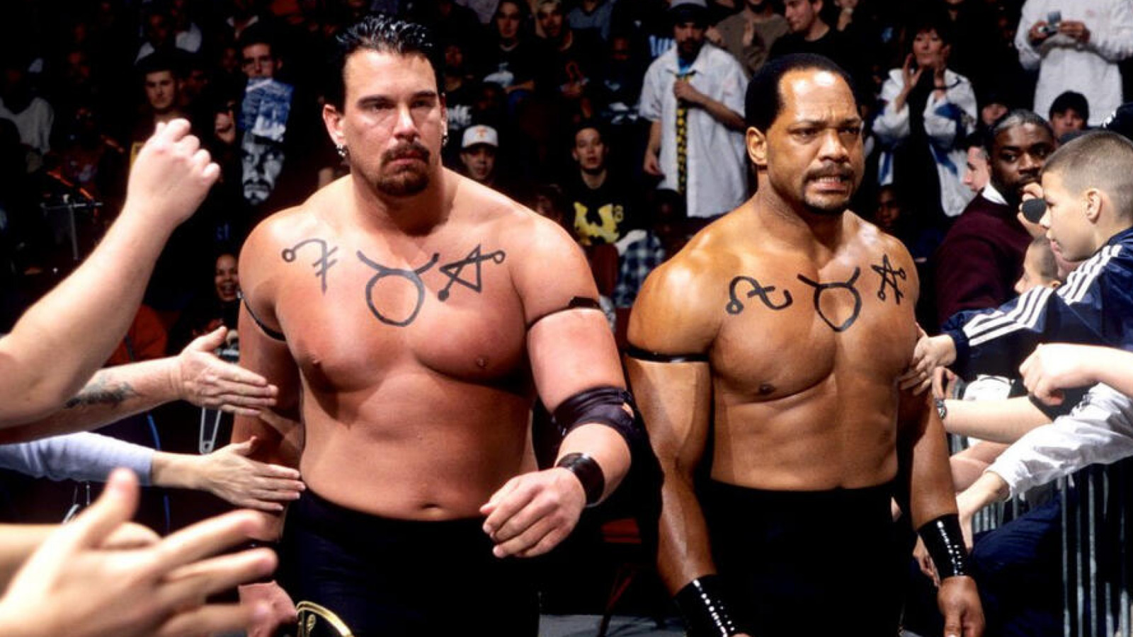 Ron „Farooq” Simmons wspomina utworzenie zespołu tagów WWE The Acolytes z JBL