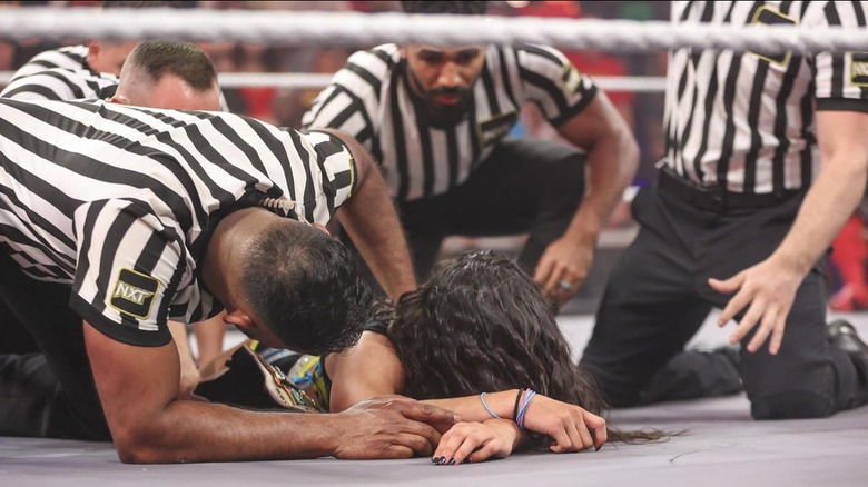 Roxanne Perez Collapses In The Ring On WWE NXT
