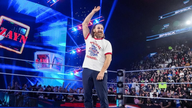 Sami Zayn waves to the crowd in his hometown of Montreal during an episode of 