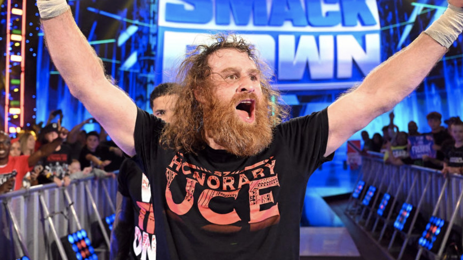 Sami Zayn's WWE Bloodline T-Shirt Raffle Reportedly Pulled Due To Cease & Desist