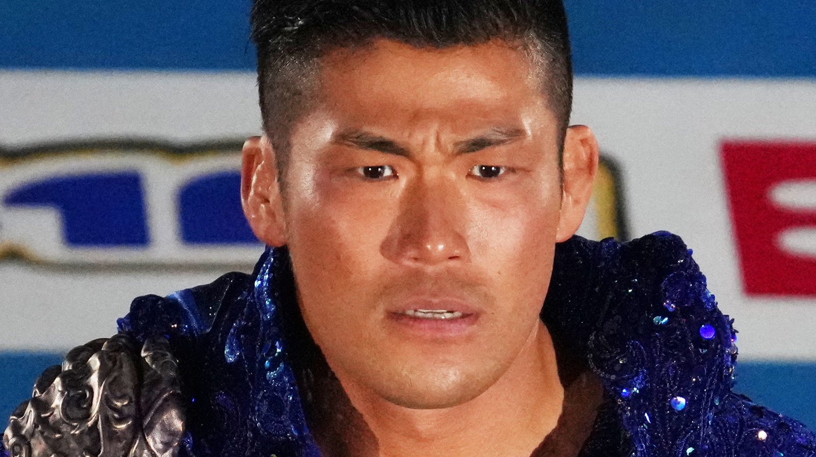 SANADA Poses By Rocky Statue In Philadelphia, Joey Janela Chimes In